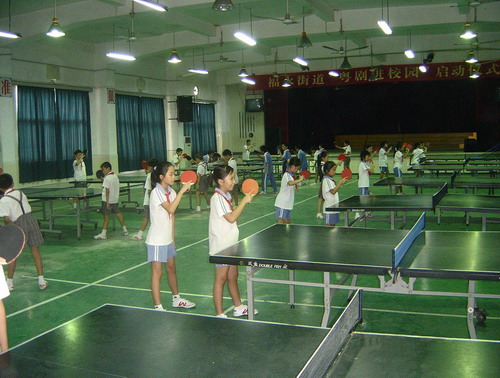 ѧУƹ�����